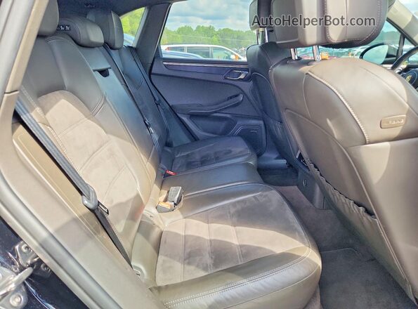 WP1AG2A54HLB53754 2017 PORSCHE MACAN Black Vista interior trasera