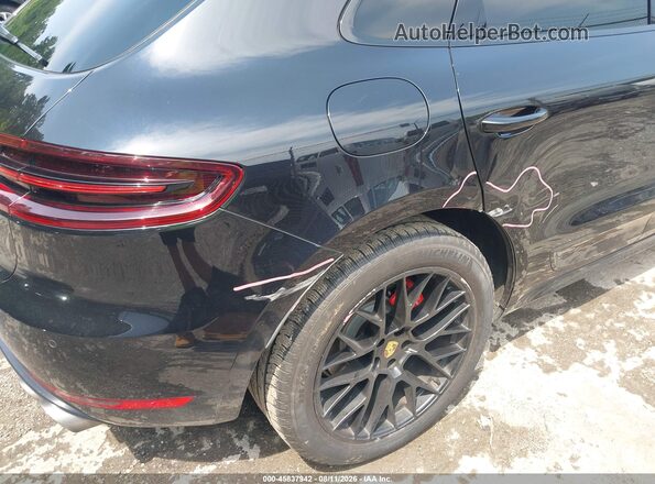 WP1AG2A56JLB61652 2018 PORSCHE MACAN Black 