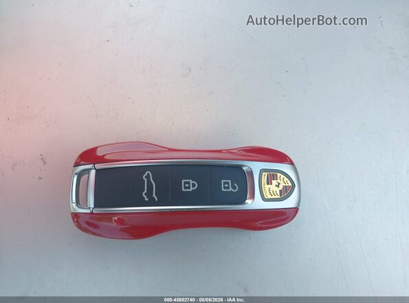 WP1AH2AY8PDA22035 2023 PORSCHE CAYENNE Красный Вид панели приборов