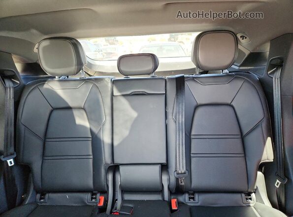 WP1BA2AY2NDA47986 2022 PORSCHE CAYENNE Белый Вид задних сидений