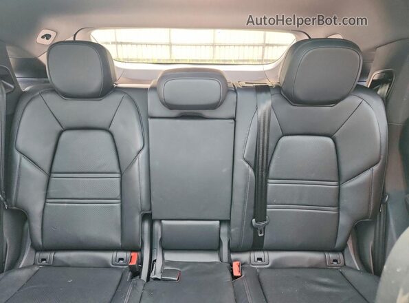 WP1BA2AY4LDA46464 2020 PORSCHE CAYENNE Gray Widok tylnych siedzeń