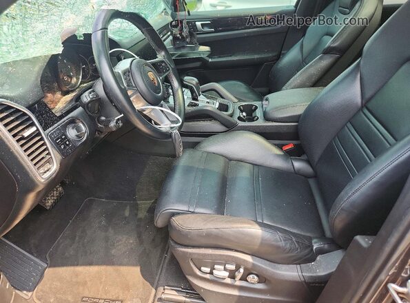 WP1BA2AY4LDA46464 2020 PORSCHE CAYENNE Gray Widok wnętrza z przodu
