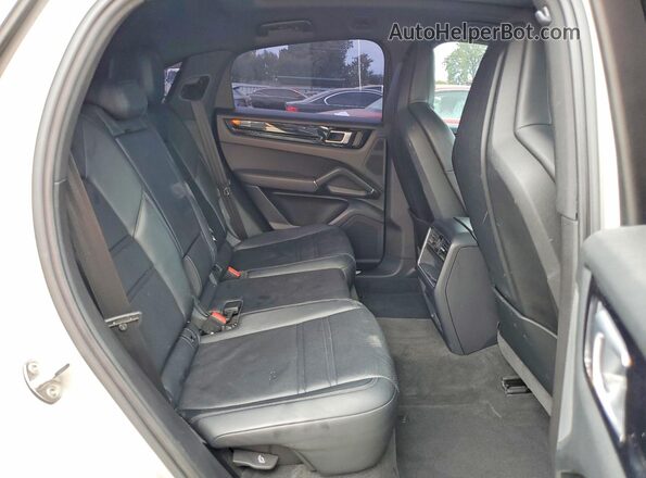 WP1BA2AY7PDA27784 2023 PORSCHE CAYENNE Gray Սալոնի հետևի տեսք