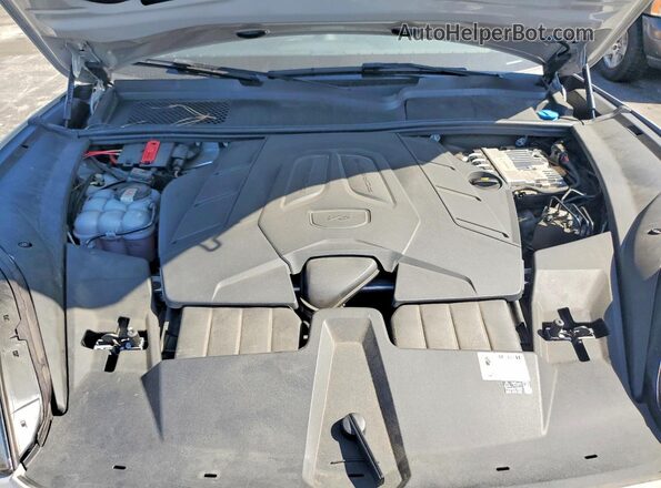 WP1BA2AY7RDA52218 2024 PORSCHE CAYENNE Gray ძრავის განყოფილების ხედი
