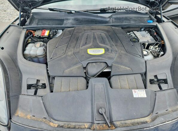 WP1BE2AY7MDA44164 2021 PORSCHE CAYENNE Black Вид підкапотного простору