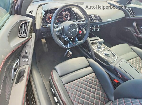 WUAKBAFX8J7901285 2018 AUDI R8 Black Առջևի վահանակի տեսք