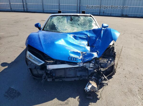 WUAVACFX7H7905009 2017 AUDI R8 Blue Widok z przodu