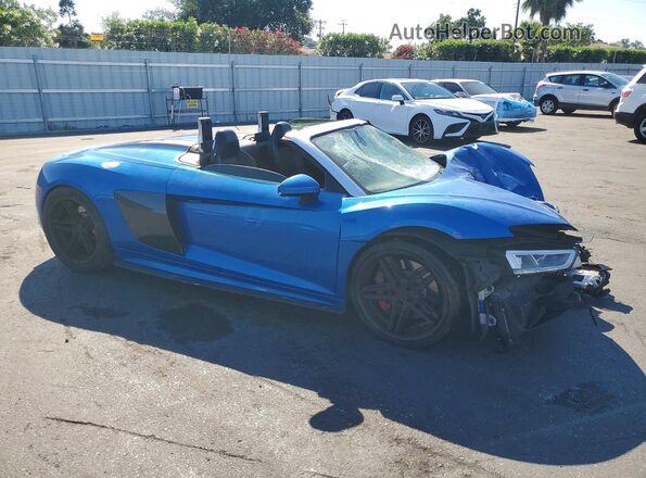 WUAVACFX7H7905009 2017 AUDI R8 Blue Przód prawy