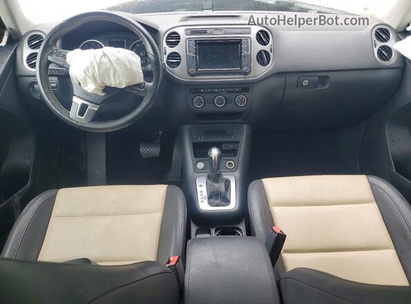 WVGAV7AX0GW602250 2016 VOLKSWAGEN TIGUAN White Vista del salpicadero
