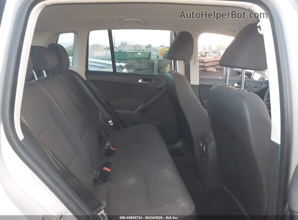 WVGAV7AX0HK053822 2017 VOLKSWAGEN TIGUAN Серый Вид наклейки с VIN-кодом