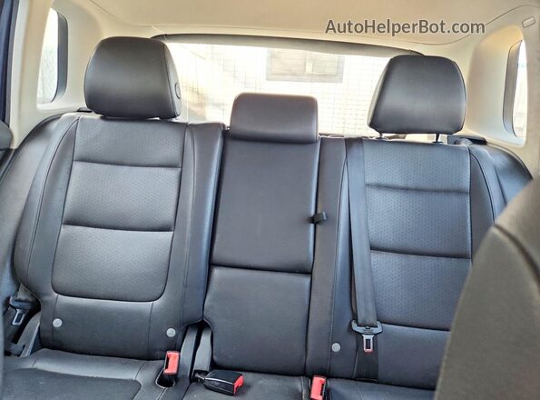 WVGAV7AX1GW547498 2016 VOLKSWAGEN TIGUAN Blue Հետևի նստատեղերի տեսք