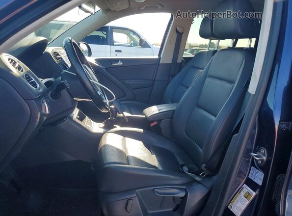 WVGAV7AX1GW577388 2016 VOLKSWAGEN TIGUAN Blue Вид салону спереду