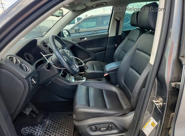 WVGAV7AX2GW523209 2016 VOLKSWAGEN TIGUAN Gray Vista interior delantera