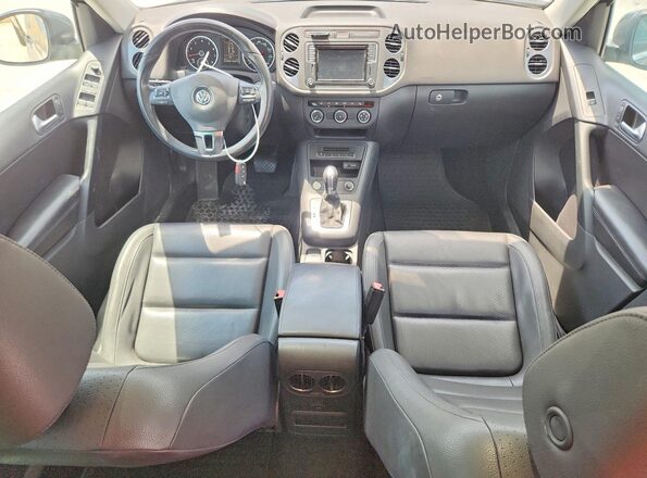 WVGAV7AX2GW523209 2016 VOLKSWAGEN TIGUAN Gray Vista del salpicadero
