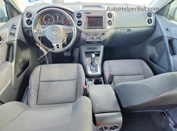 WVGAV7AX2HK044961 2017 VOLKSWAGEN TIGUAN Silver Вид панелі приладів