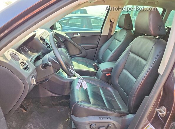 WVGAV7AX3GW511778 2016 VOLKSWAGEN TIGUAN Charcoal Widok wnętrza z przodu