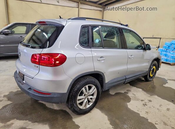 WVGAV7AX3GW529083 2016 VOLKSWAGEN TIGUAN Silver Tył prawy