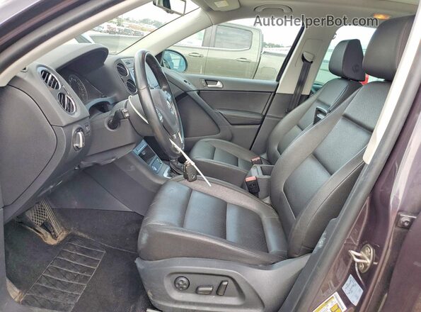 WVGAV7AX3GW529133 2016 VOLKSWAGEN TIGUAN Gray Front interior view