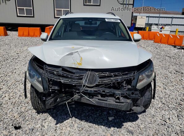 WVGAV7AX3HK033371 2017 VOLKSWAGEN TIGUAN White წინა ხედი