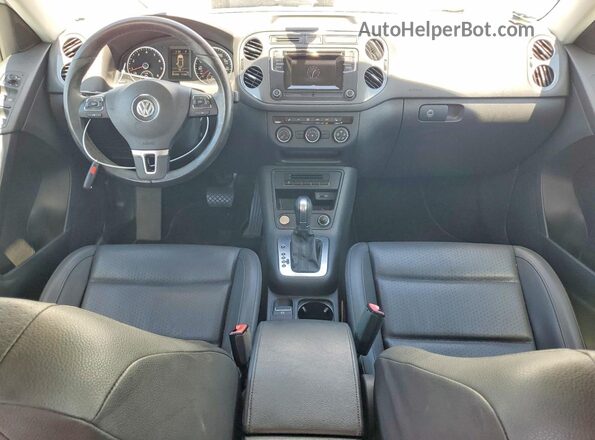 WVGAV7AX4GW520294 2016 VOLKSWAGEN TIGUAN White Dashboard view