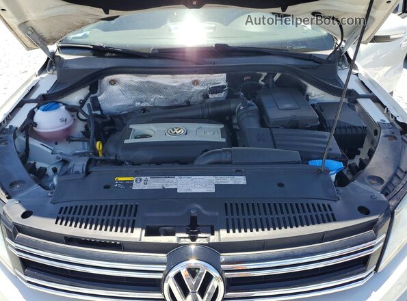 WVGAV7AX4GW520294 2016 VOLKSWAGEN TIGUAN White Engine compartment view