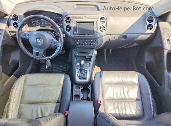 WVGAV7AX4GW522790 2016 VOLKSWAGEN TIGUAN Gray წინა პანელის ხედი