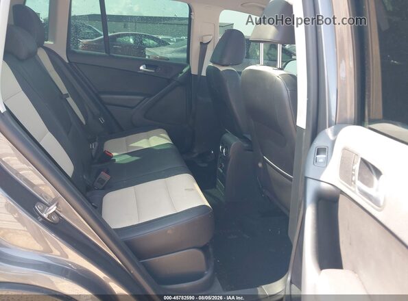 WVGAV7AX4GW542019 2016 VOLKSWAGEN TIGUAN Gray VIN კოდის სტიკერის ხედი