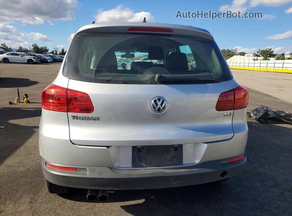 WVGAV7AX4HK017759 2017 VOLKSWAGEN TIGUAN Silver Հետևի տեսք