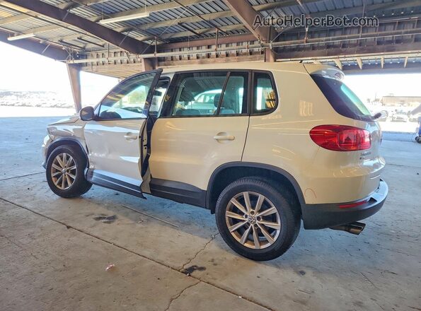 WVGAV7AX4HK055007 2017 VOLKSWAGEN TIGUAN White Rear left
