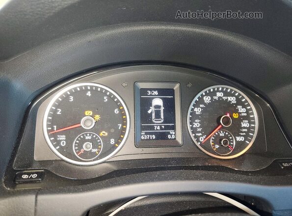 WVGAV7AX4HK055007 2017 VOLKSWAGEN TIGUAN White Instrument cluster view
