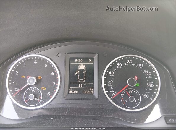 WVGAV7AX5HK026213 2017 VOLKSWAGEN TIGUAN White უკანა სავარძლების ხედი