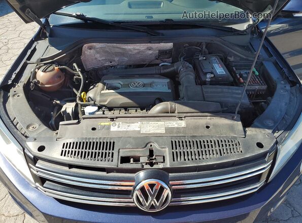 WVGAV7AX7GW586595 2016 VOLKSWAGEN TIGUAN Blue Widok komory silnika