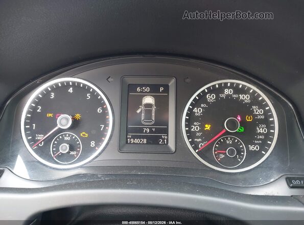 WVGAV7AX7HW511882 2017 VOLKSWAGEN TIGUAN Blue Widok tylnych siedzeń