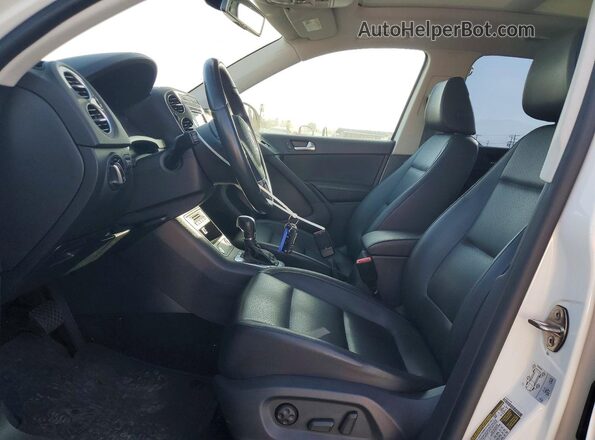 WVGAV7AX9GW591832 2016 VOLKSWAGEN TIGUAN White წინა სალონის ხედი