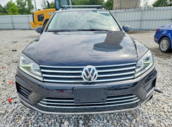 WVGEF9BP2GD001412 2016 VOLKSWAGEN TOUAREG Черный Вид спереди