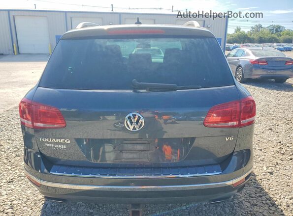 WVGEF9BP7GD009182 2016 VOLKSWAGEN TOUAREG Серый Вид задней части салона