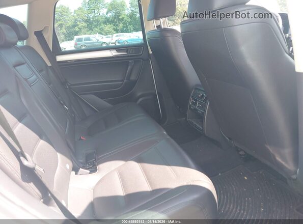 WVGEF9BP8GD009644 2016 VOLKSWAGEN TOUAREG Белый Вид наклейки с VIN-кодом