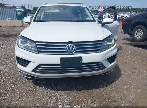 WVGEF9BP8GD009644 2016 VOLKSWAGEN TOUAREG Белый Вид спереди