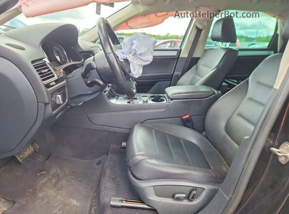 WVGEF9BPXGD012447 2016 VOLKSWAGEN TOUAREG Black Սալոնի դիմացի տեսք