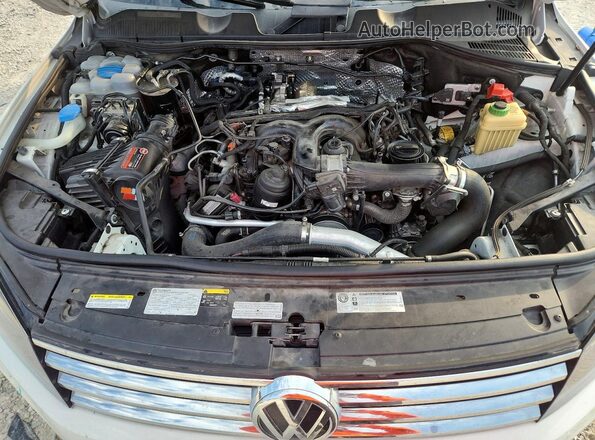 WVGEP9BP8GD001606 2016 VOLKSWAGEN TOUAREG Белый Вид подкапотного пространства