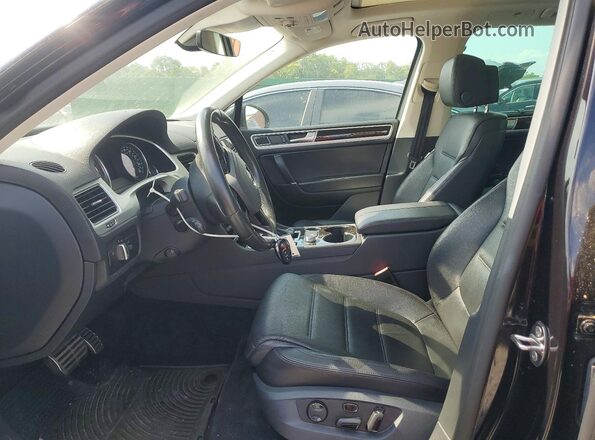 WVGGF7BPXHD003391 2017 VOLKSWAGEN TOUAREG Black Սալոնի դիմացի տեսք