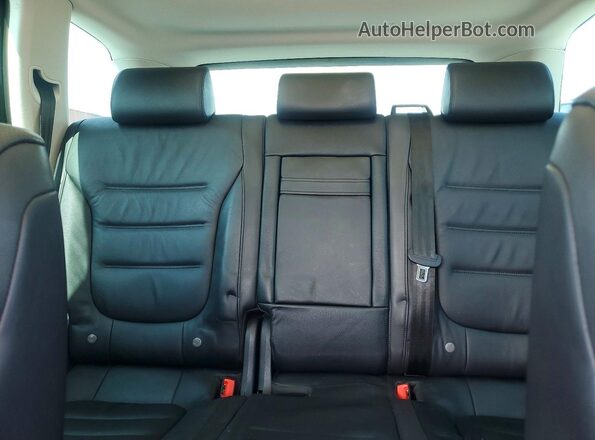 WVGGF7BPXHD003391 2017 VOLKSWAGEN TOUAREG Black Հետևի նստատեղերի տեսք