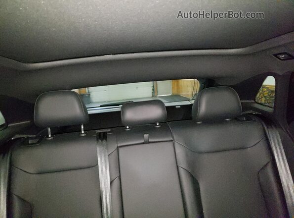 WVGGNPE29MP064713 2021 VOLKSWAGEN ID.4 Black Widok tylnych siedzeń