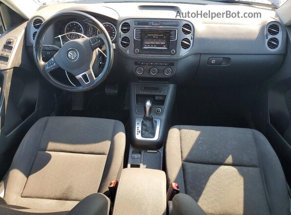WVGHV7AX6HK033198 2017 VOLKSWAGEN TIGUAN Blue Առջևի վահանակի տեսք