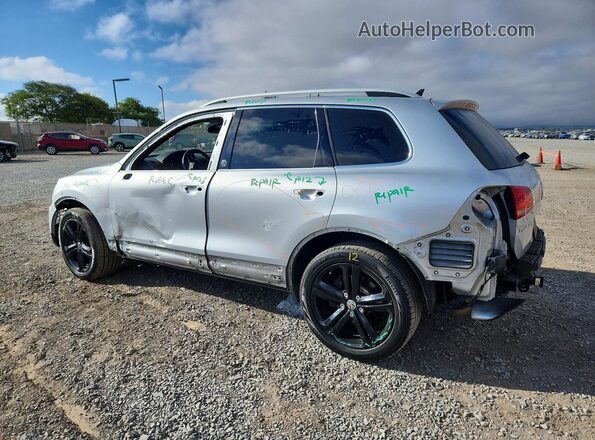 WVGRF7BP2HD006309 2017 VOLKSWAGEN TOUAREG Silver Հետևի ձախ