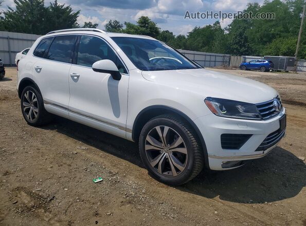 WVGRF7BP4HD004299 2017 VOLKSWAGEN TOUAREG White Առջևի աջ