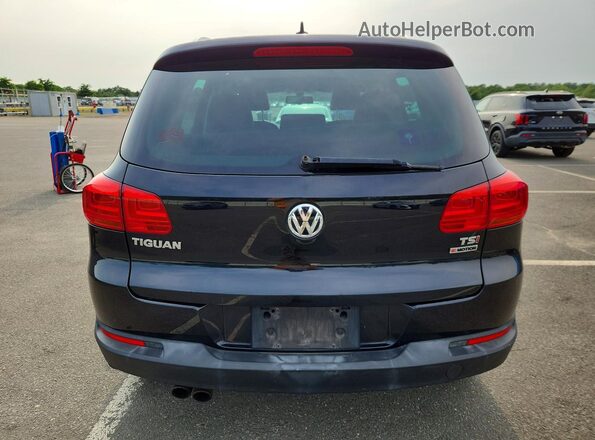 WVGSV7AX2HK005632 2017 VOLKSWAGEN TIGUAN Black Rear view