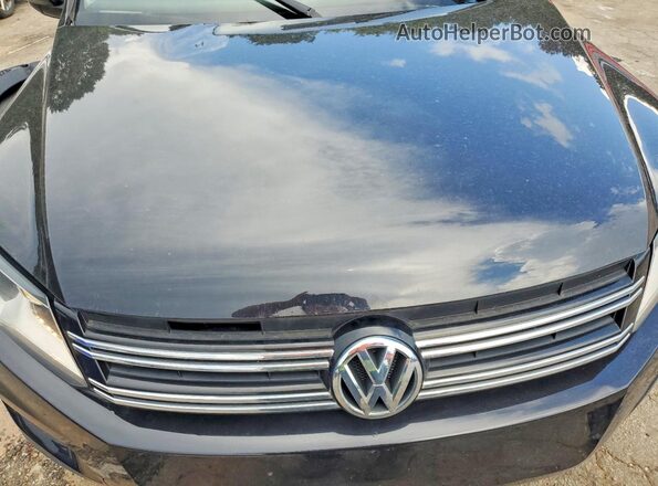 WVGSV7AX2HW500678 2017 VOLKSWAGEN TIGUAN Black Rear interior view