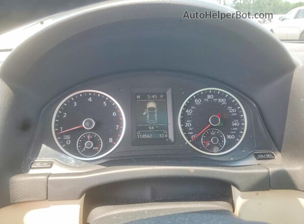 WVGSV7AX4HW510810 2017 VOLKSWAGEN TIGUAN White ხელსაწყოთა პანელის ხედი