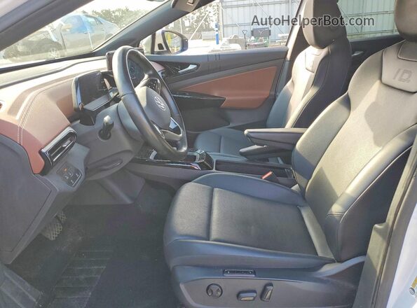 WVGTMPE28MP045913 2021 VOLKSWAGEN ID.4 White Vista interior delantera